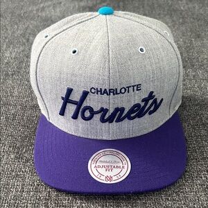 Mitchell & Ness Charlotte Hornets SnapBack